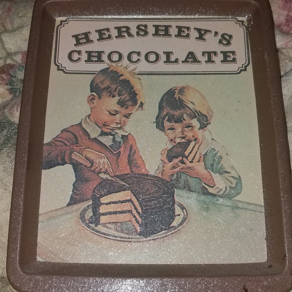 Vintage 1984 hershey's chocolate tray